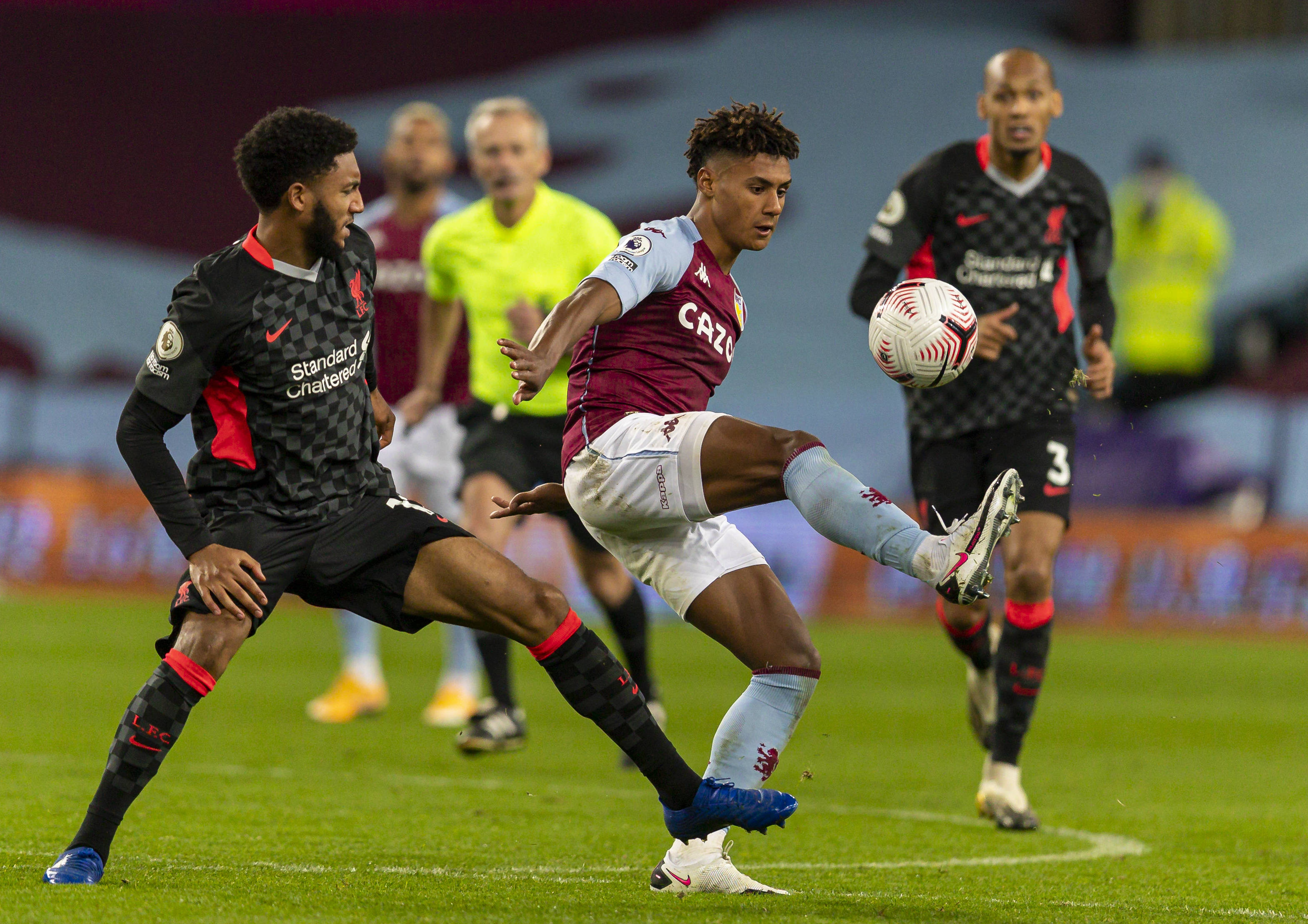 国足在比赛 国足在比赛