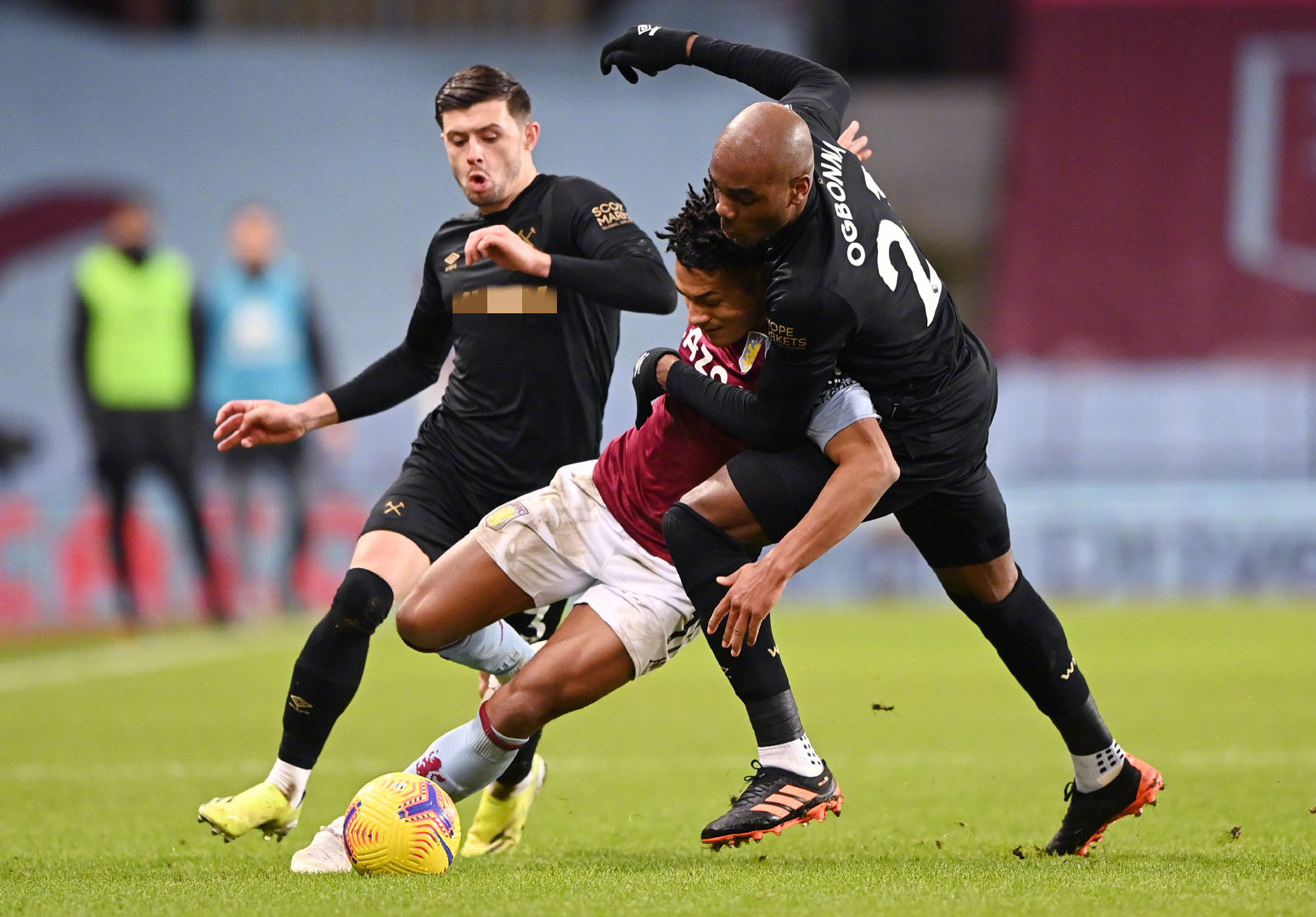 还在场外扮 还在场外扮